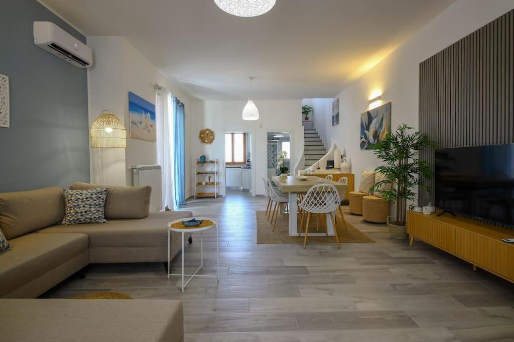Villa Vera, Accesso Al Mare, Vista Castello, Ac 브린디시 외부 사진
