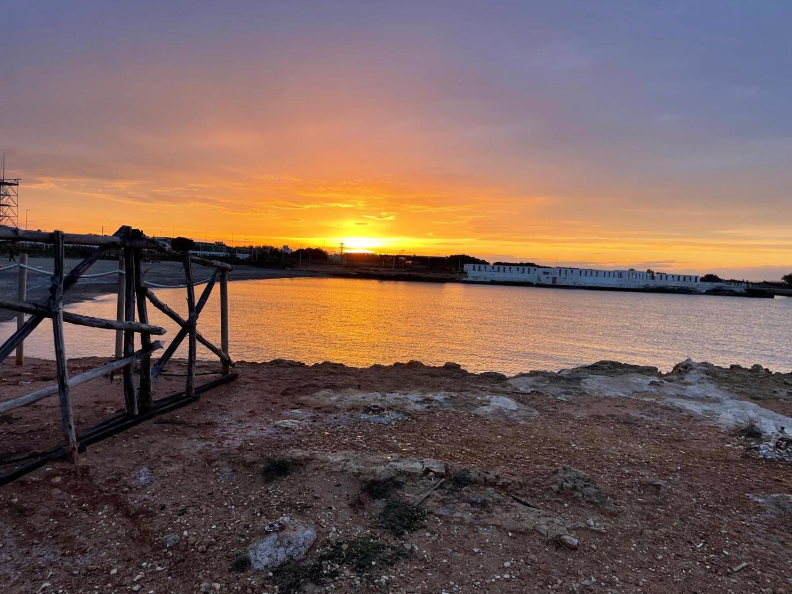 Villa Vera, Accesso Al Mare, Vista Castello, Ac 브린디시 외부 사진